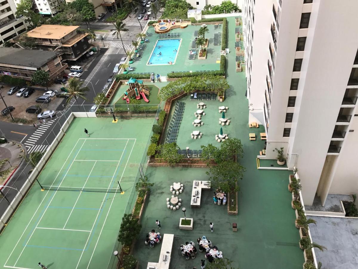 Waikiki Banyan Apartment Honolulu Exterior foto